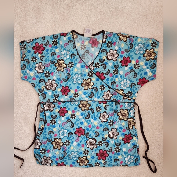 S.C.R.U.B.S , scrub top. Small - Picture 1 of 6
